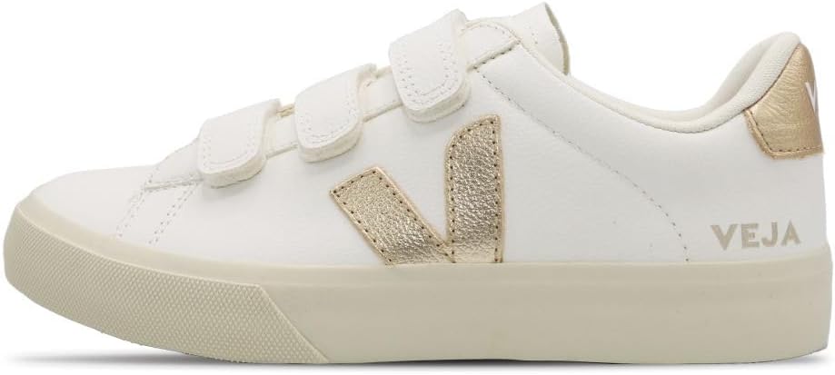 Veja Women's Recife Logo Sneakers: Stylish and Eco-Friendly Footwear
