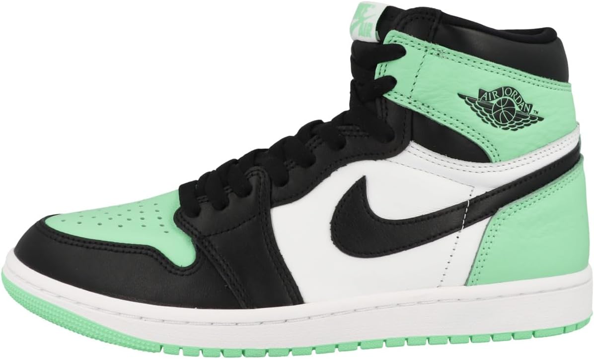 Nike Men's Air Jordan 1 Retro High OG Sneaker - Iconic Style
