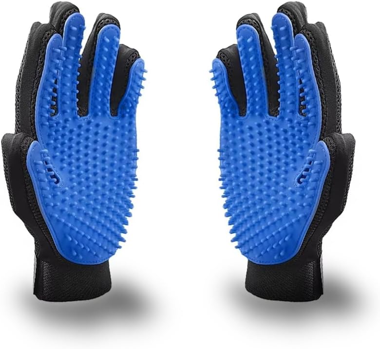 Efficient Deshedding Glove for Pets