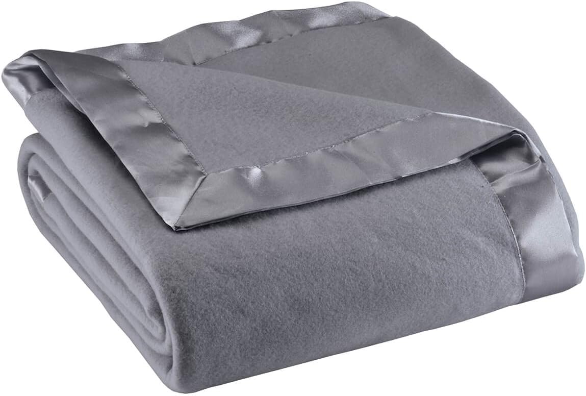 OakRidge Satin Fleece Blanket for Cozy Comfort All Year