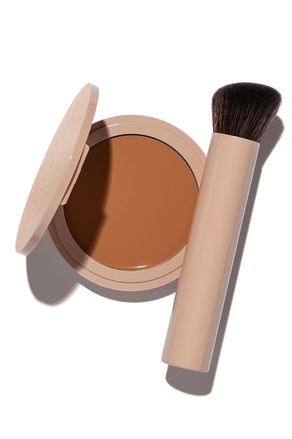 Long-Lasting Lightweight Foundation & Brush Duo for Flawless Skin
