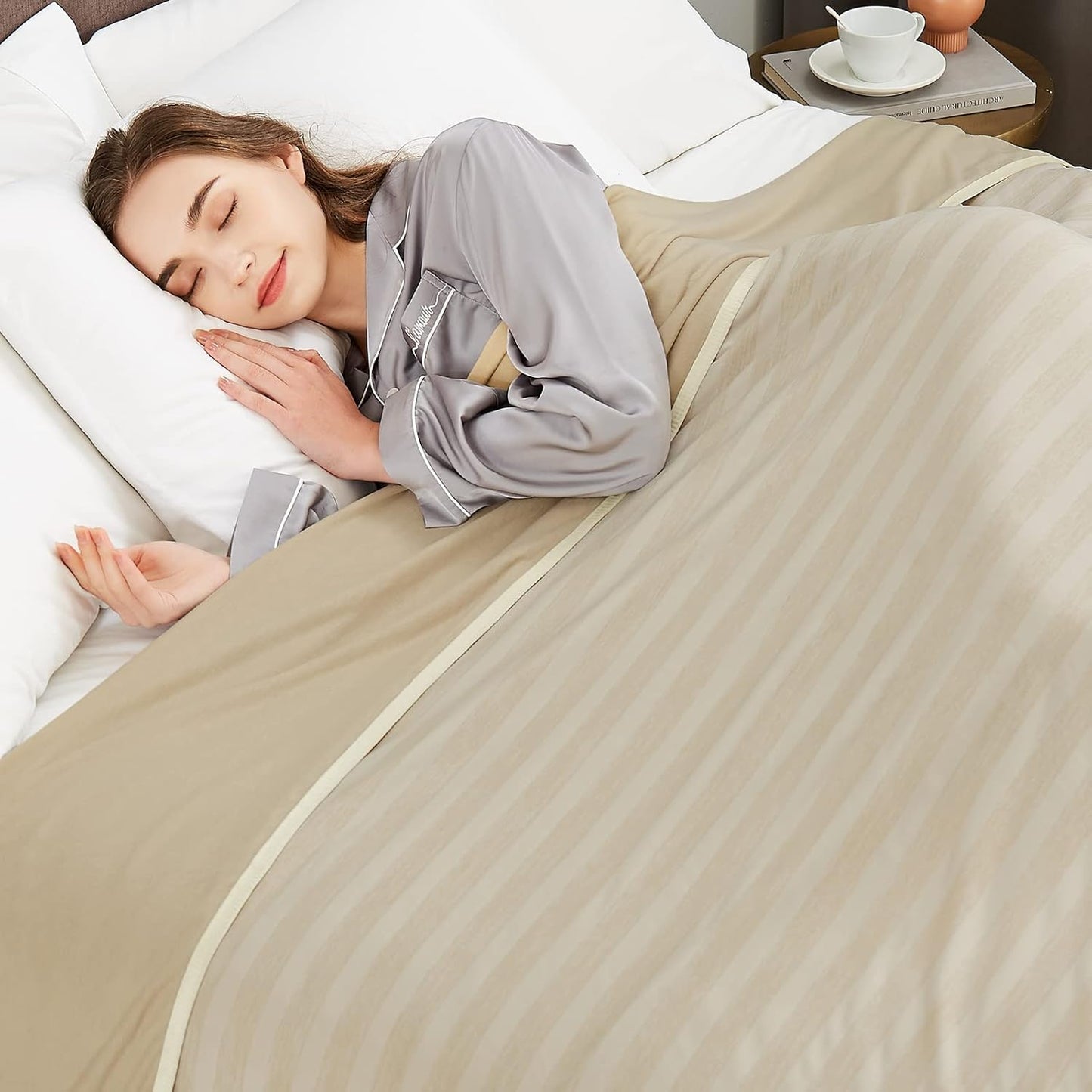 Guohaoi Cooling Blanket for Hot Sleepers - Ultimate Comfort