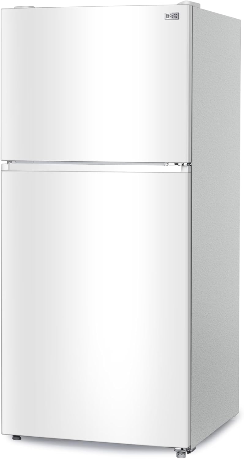 BLACK+DECKER 20.1 Cu. Ft. Top Mount Refrigerator with Ice Maker