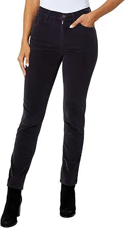 Levi's Women's 724 High Rise Straight Jeans for Every Occasion