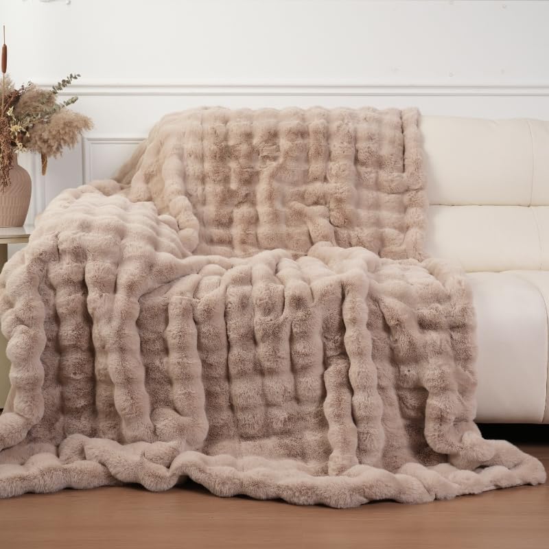 Super Comfort Oversized Warm Thick Bubble Plush Throw Blanket