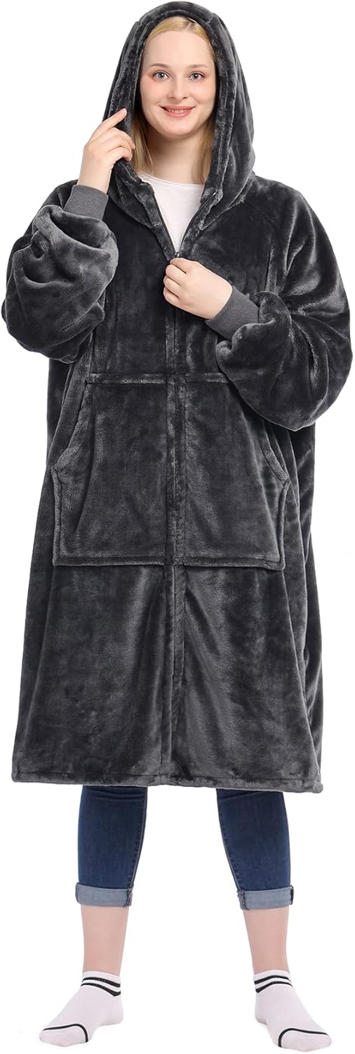 Waitu Hoodie Blanket: Cozy Gift for All