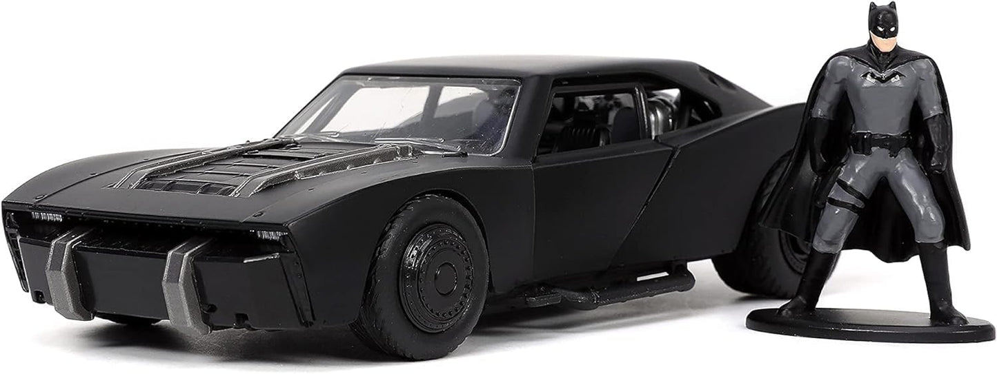 The Batman Batmobile with Figure 1:32 - Dynamic Duo Set