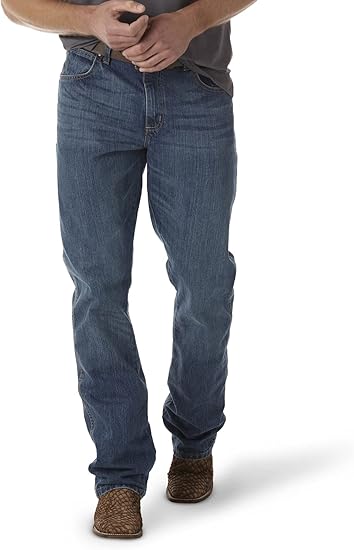 Wrangler Men's Retro Relaxed Fit Boot Cut Jean for Comfort