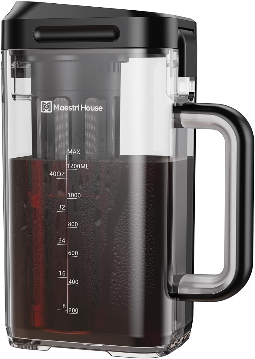 Maestri House Cold Brew Maker: 41oz Space-Saving Pitcher