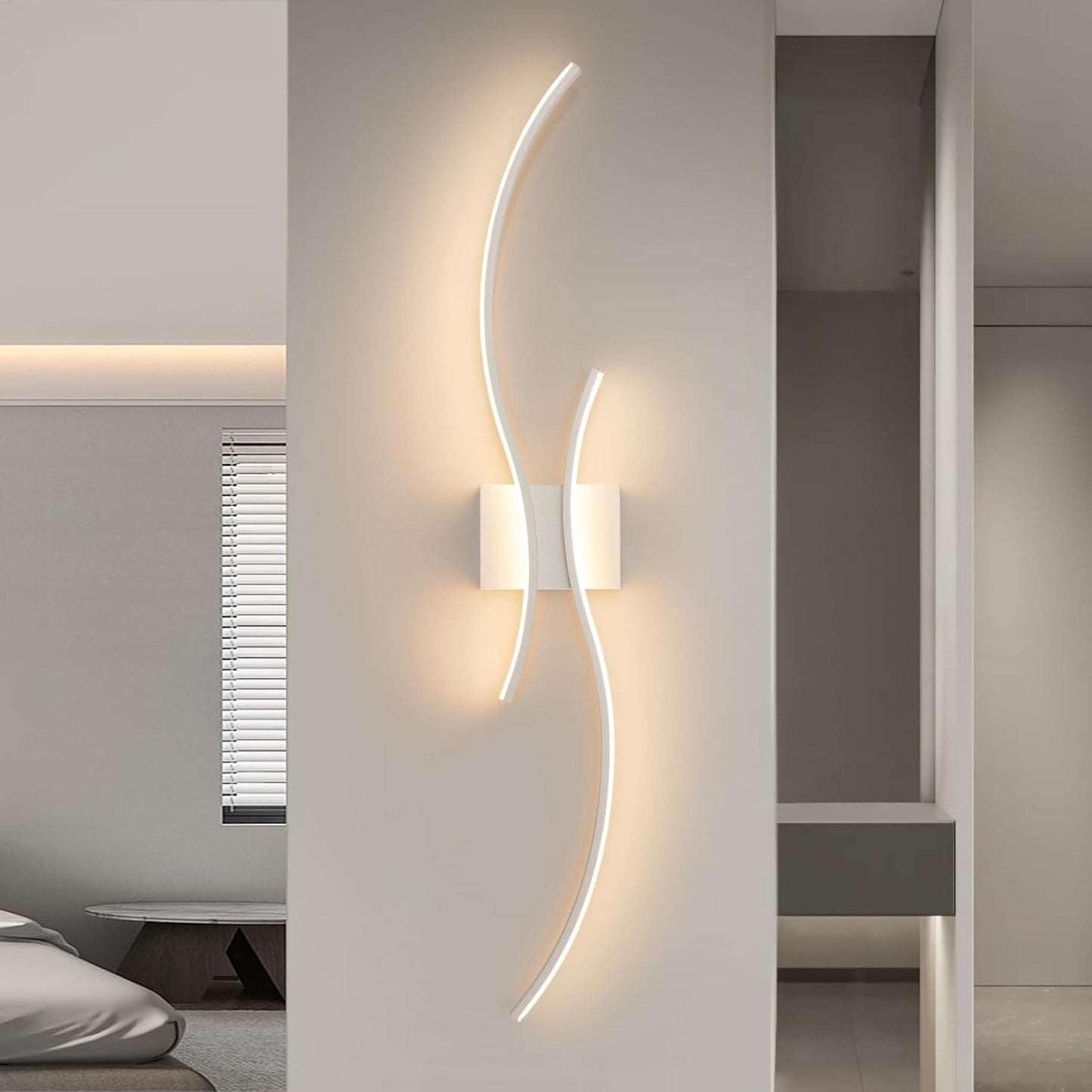 Modern Wall Sconce with Elegant Wave Design for Any Room