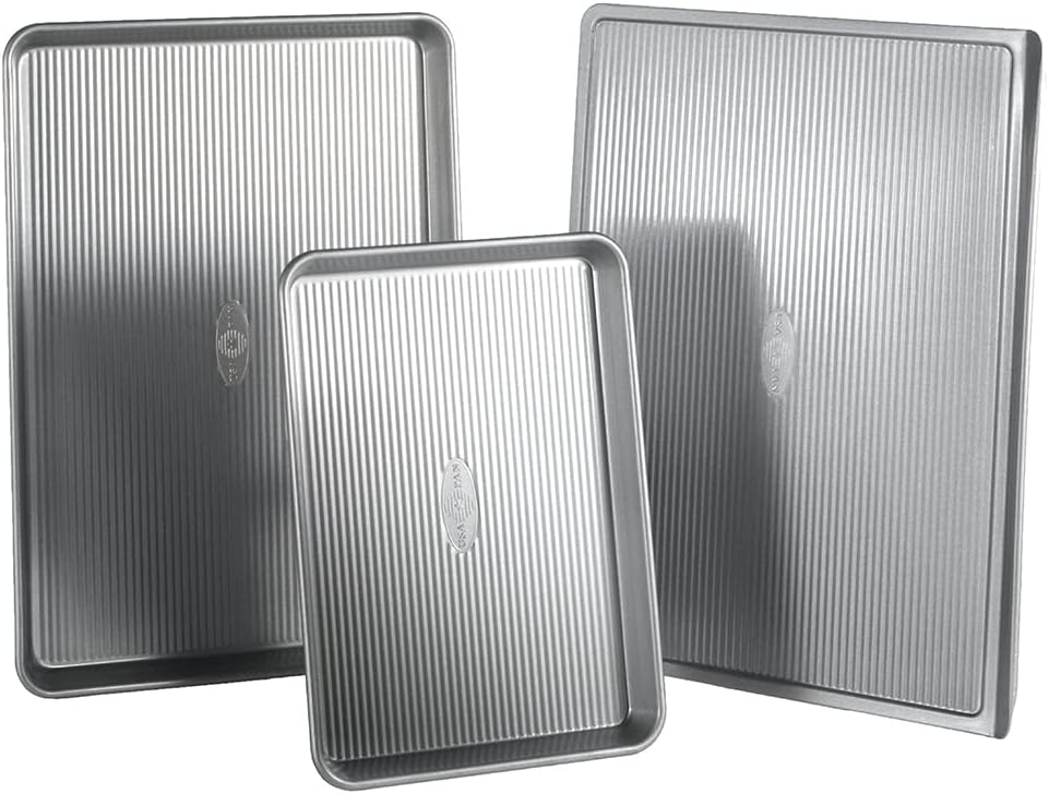 USA Pan 3-Piece Non-Stick Bakeware Set for Perfect Baking