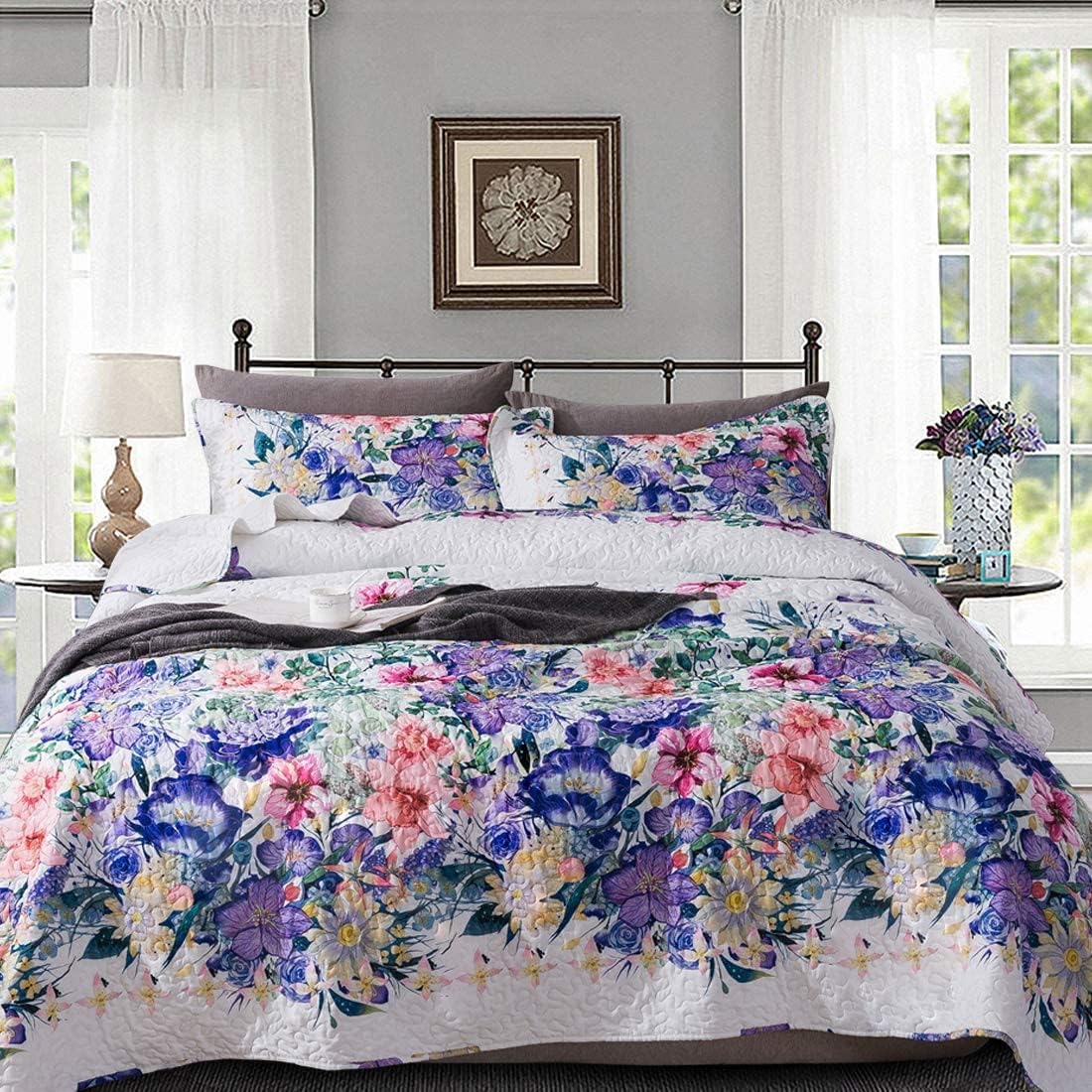 Travan Queen Quilt Set - Oversized Lightweight Floral Bedding