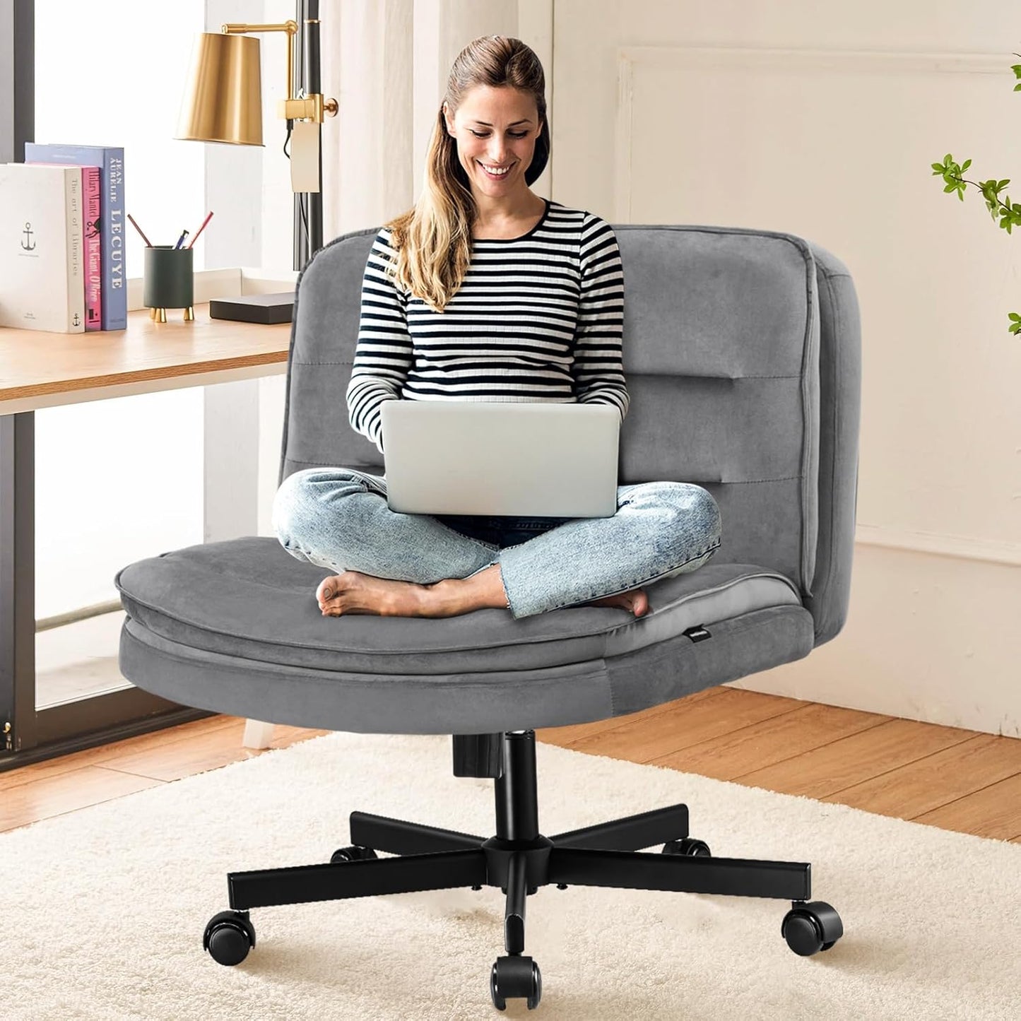 EXRACING Swivel Task Chair - Comfort & Style
