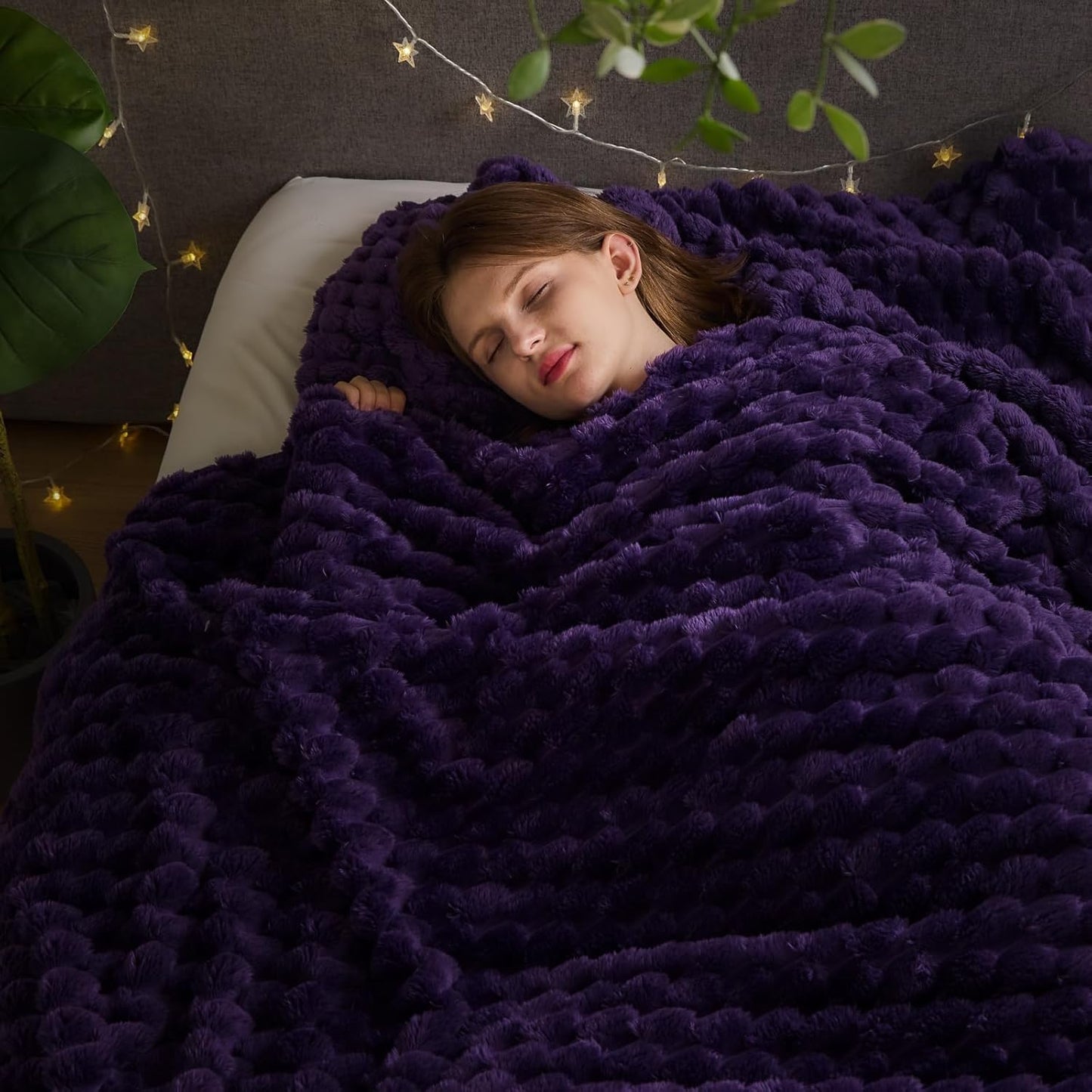 Super Soft King Blanket in Purple - Premium Silky Flannel Fleece