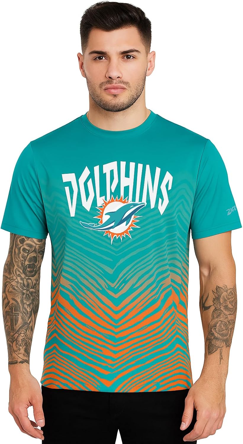Zubaz NFL Teams Men's Short Sleeve Graphic T-Shirt for Fans
