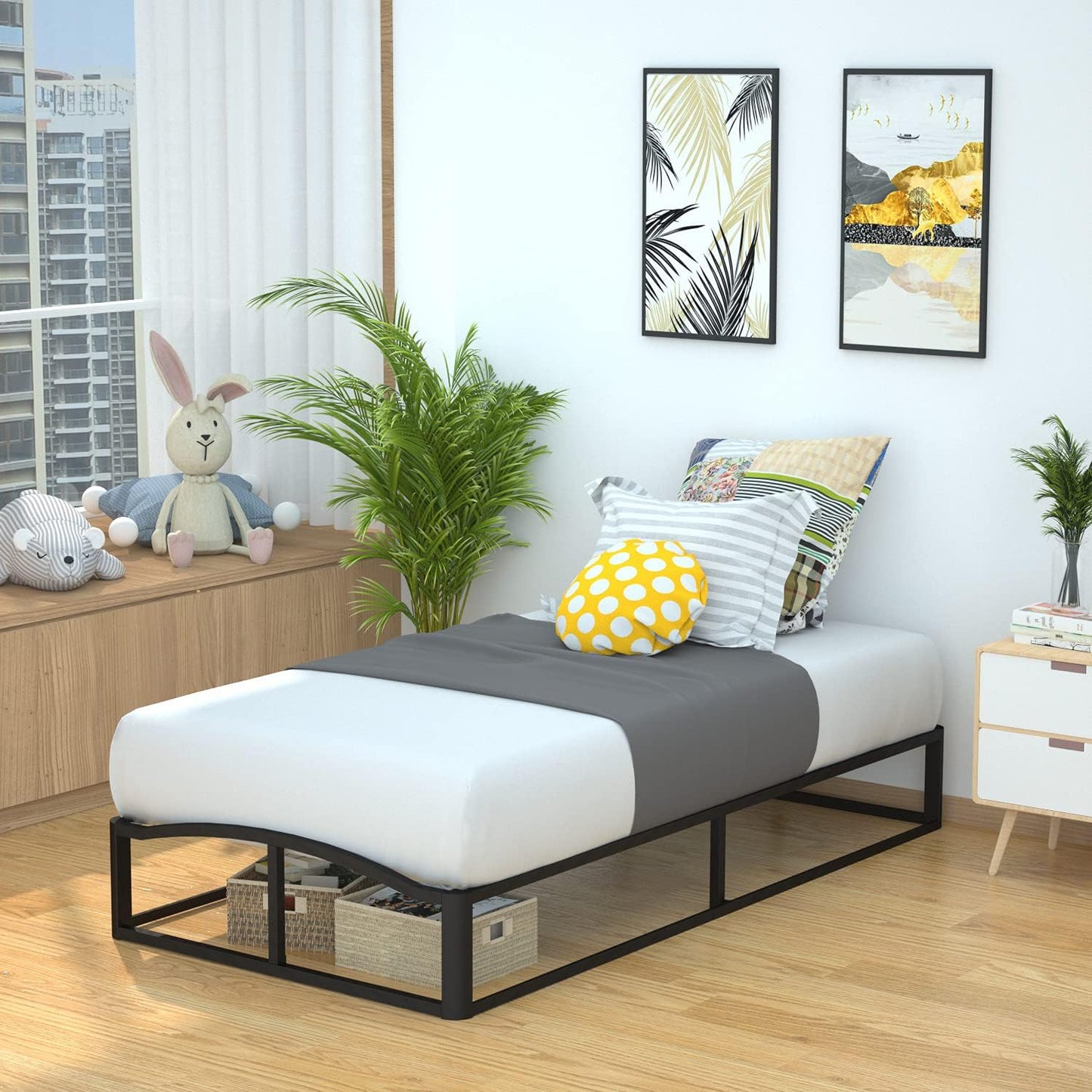 Durable Metal Platform Bed Frame with Wood Slat Support