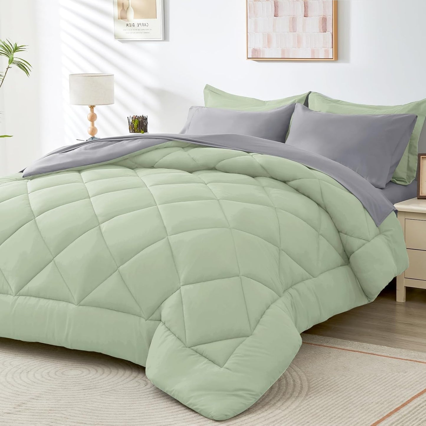 HEVUMYI King Comforter Set - Ultra Soft All Season Bedding