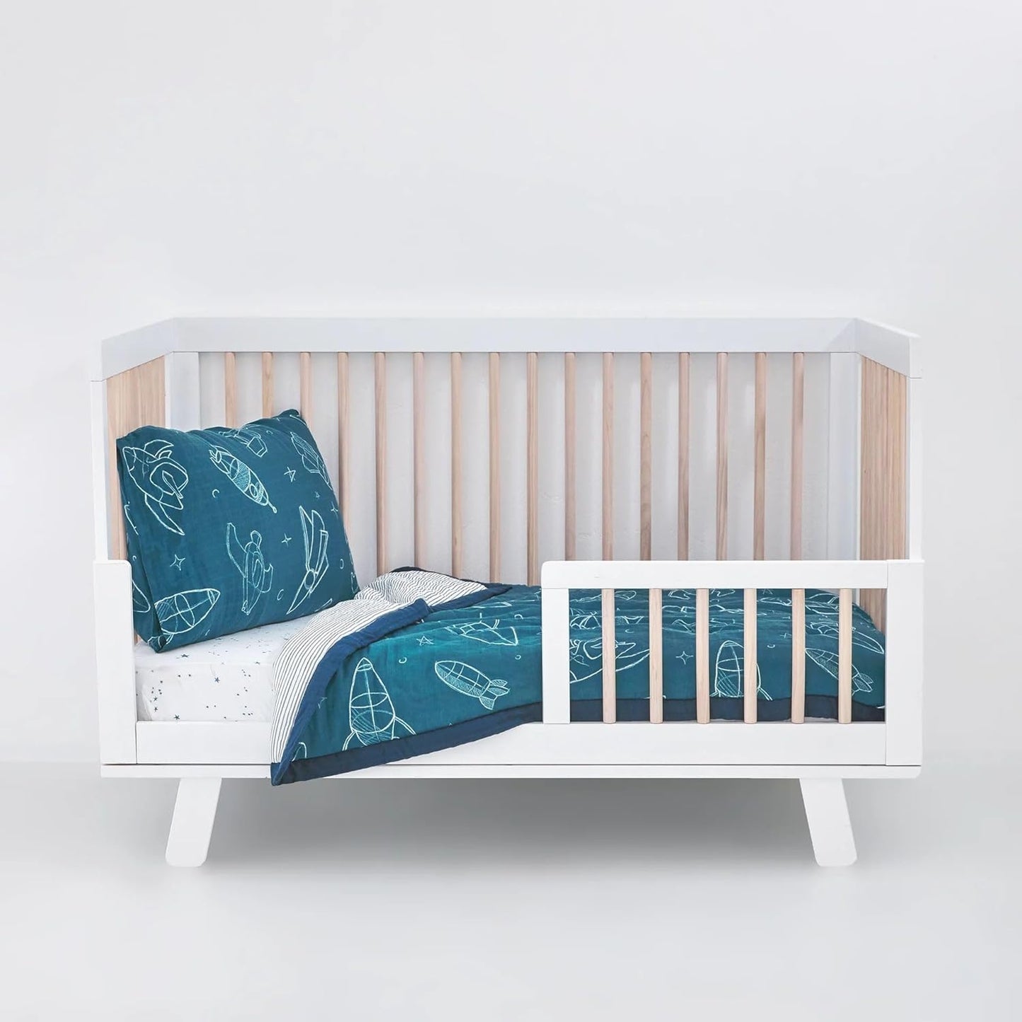 Little Unicorn Toddler Bedding Set for Cozy Sleep Environment