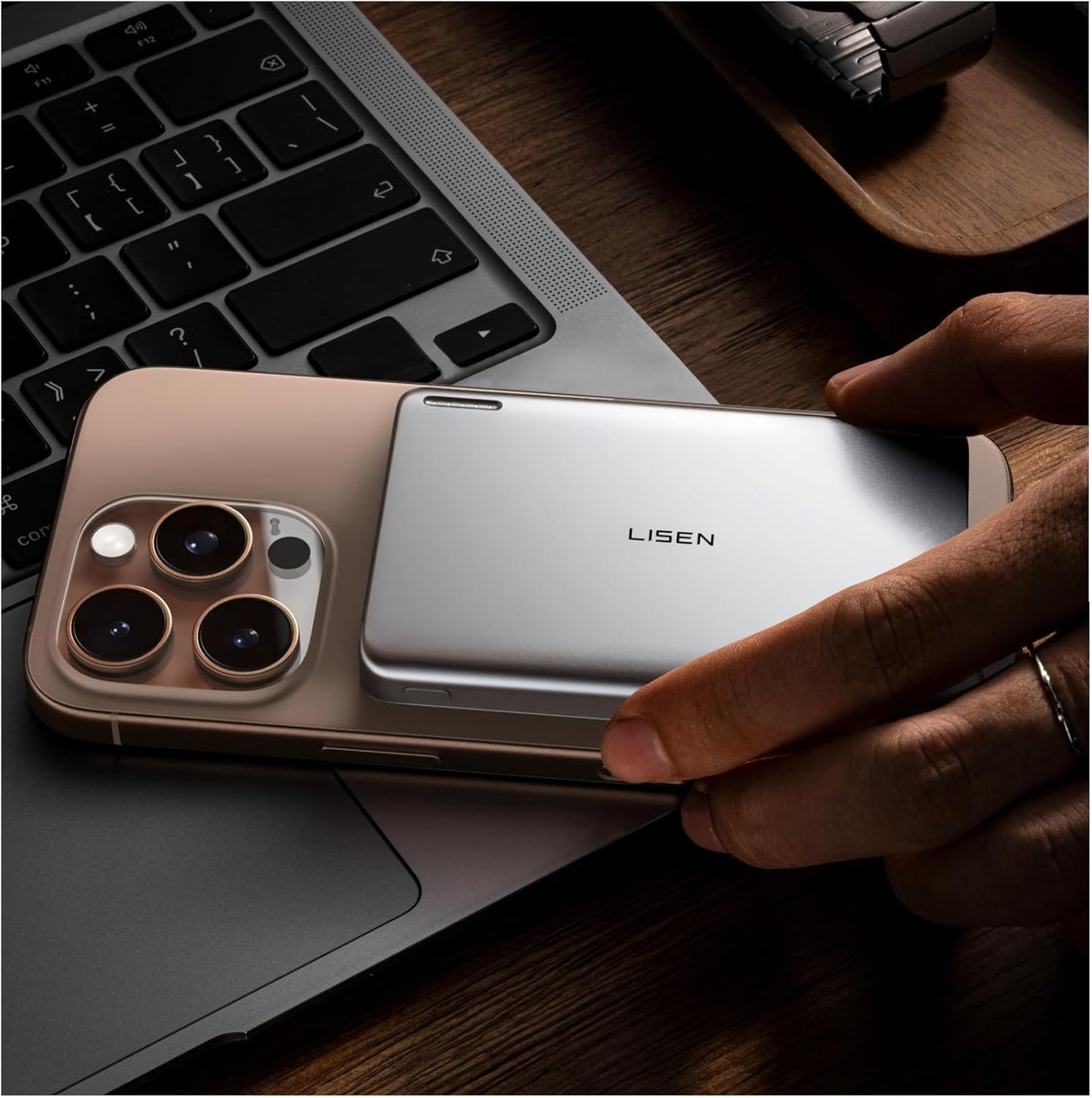 LISEN 0.5 Ultra Slim 10,000mAh MagSafe Power Bank