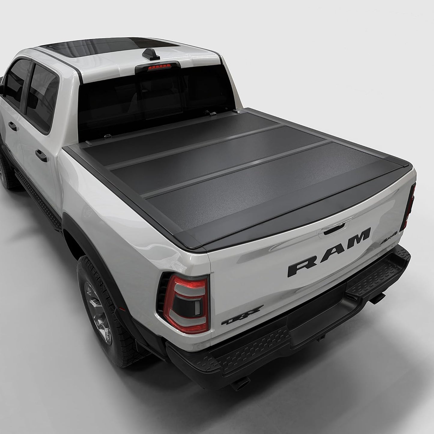 Low Profile Hard Folding Truck Bed Tonneau Cover for Dodge Ram