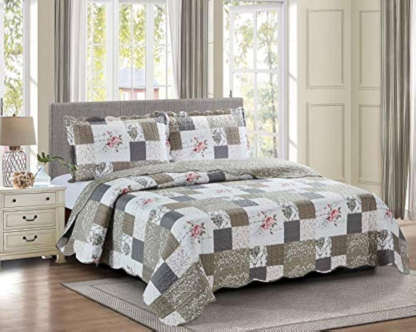 Brilliant Sunshine Rose Grey Toile Patchwork Quilt Set for King