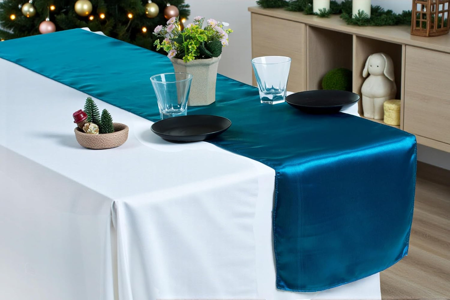 MDS Christmas Satin Table Runners - Perfect for Any Occasion