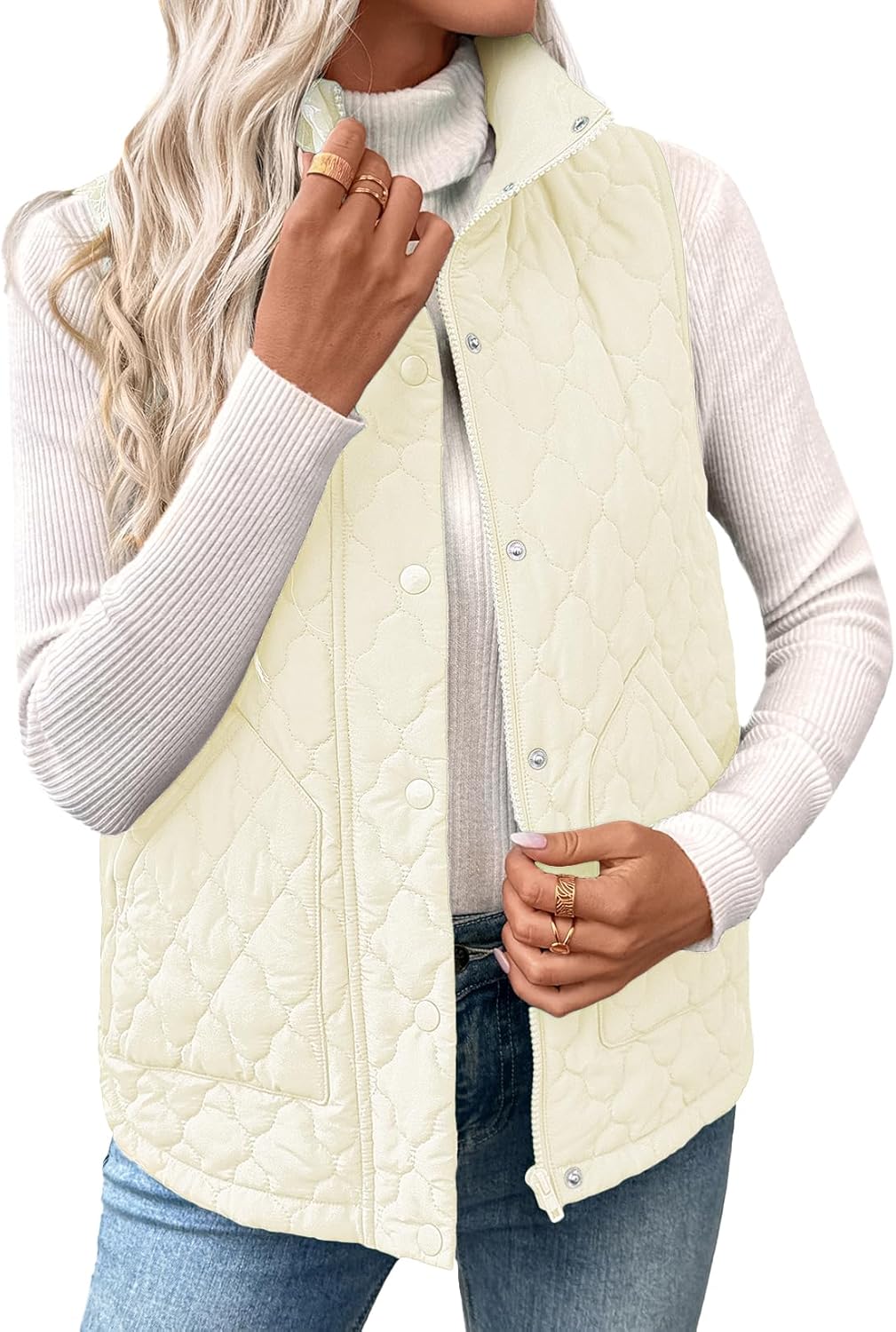 Lightweight Quilted Puffer Vest for Women - Stylish and Warm