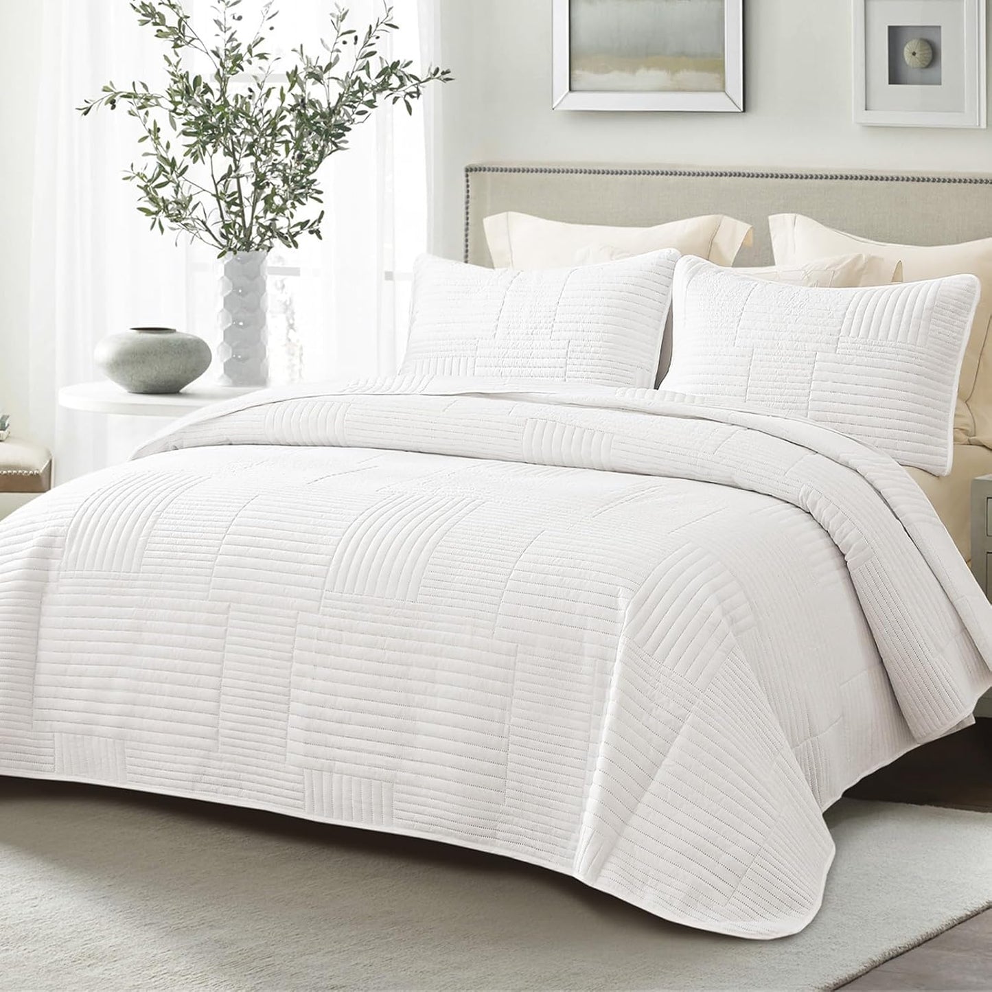 Ultra Soft King Quilt Bedding Set for All Seasons Comfort