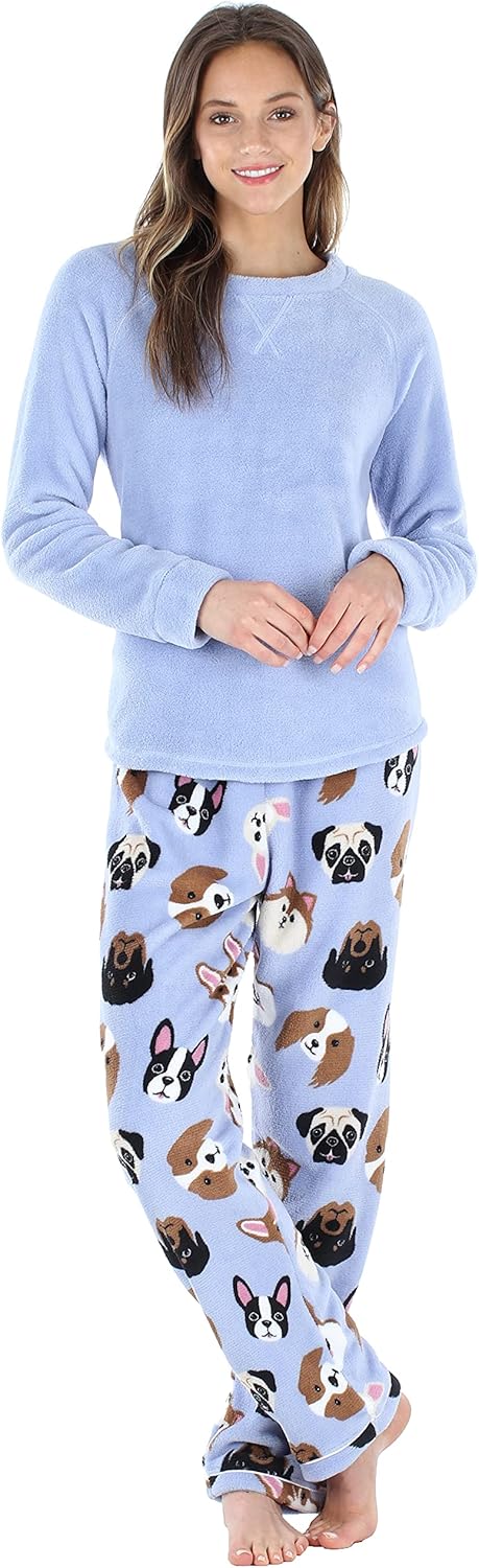PajamaMania Women's Fleece Long Sleeve Pajama Set for Comfort