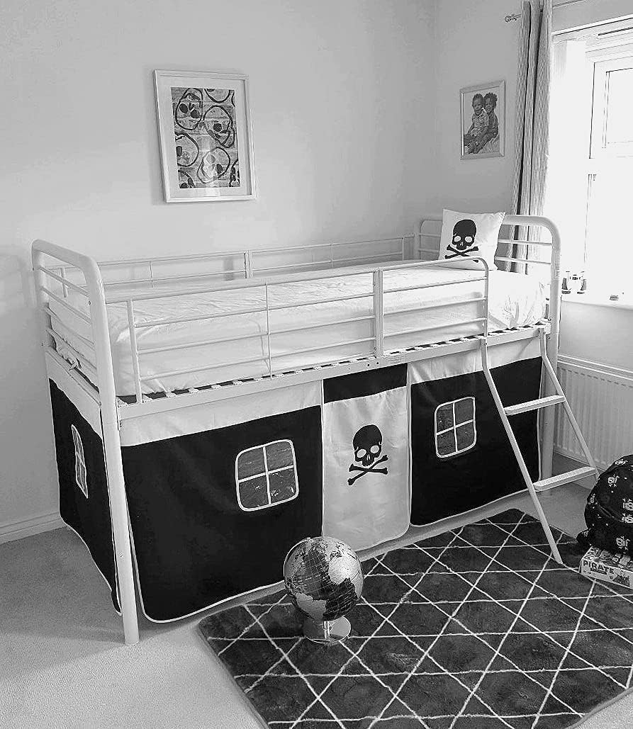 Pirate Design Curtain Set - Transform Your Cabin Bed