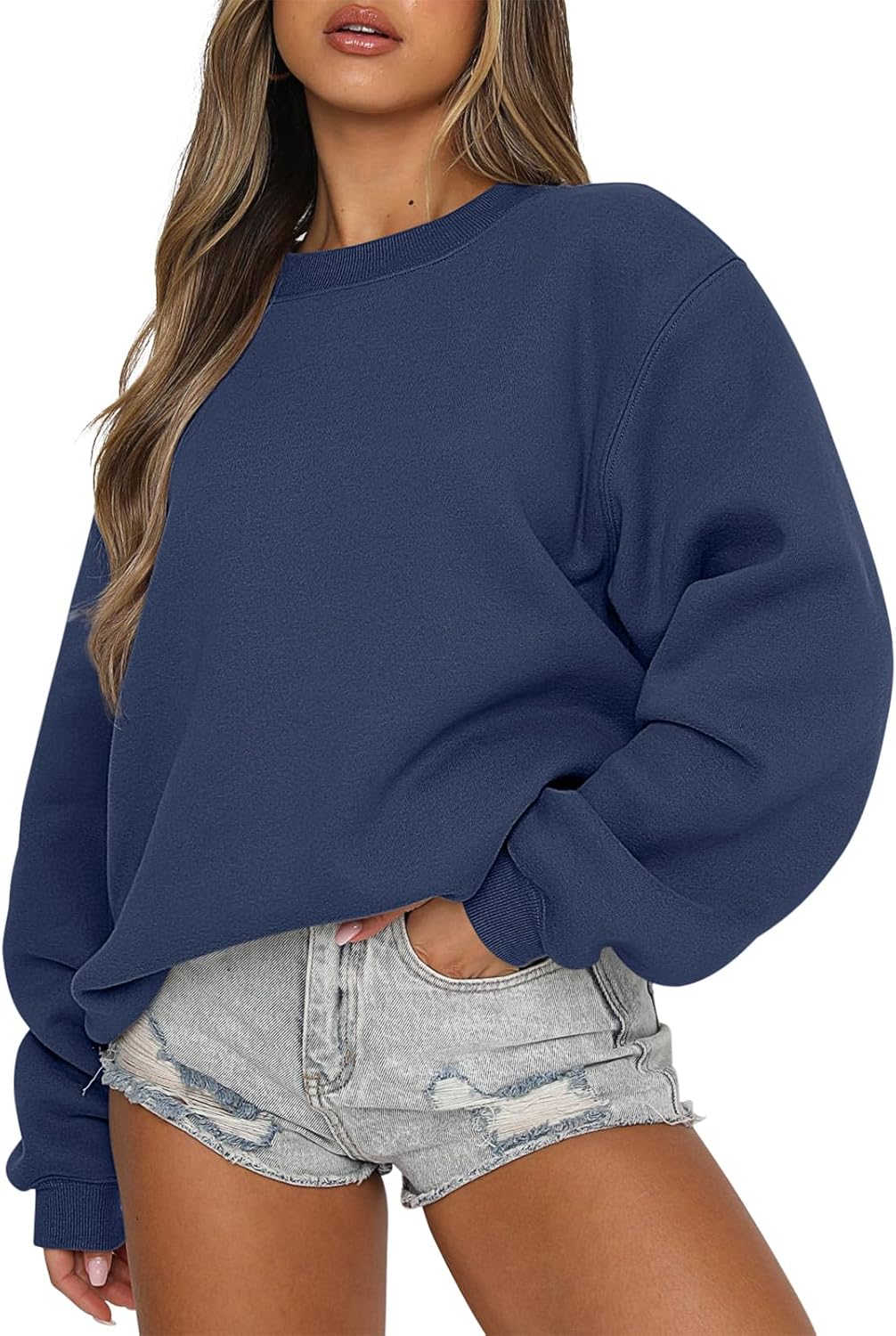 Womens Oversized Crewneck Fleece Pullover Sweatshirt for Fall