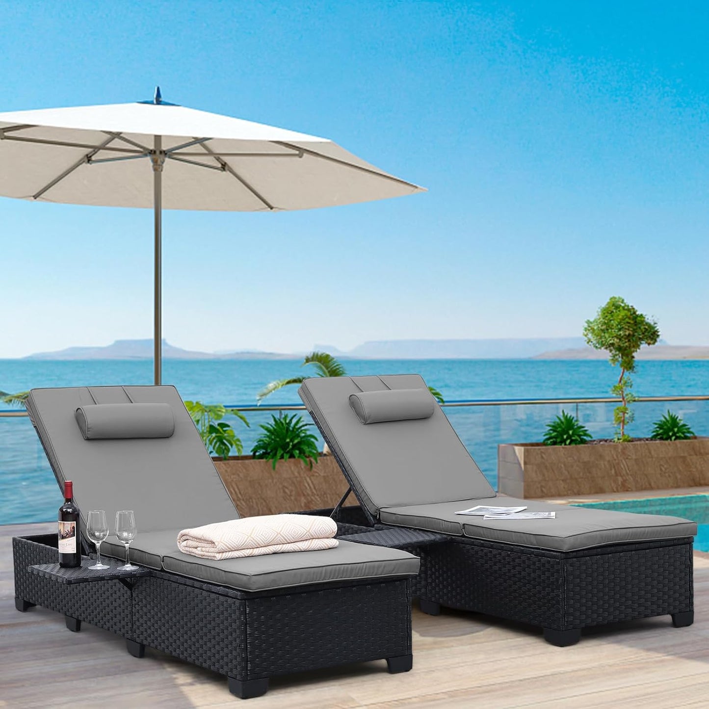 Outdoor Chaise Lounge Chairs Set of 2 for Patio Relaxation
