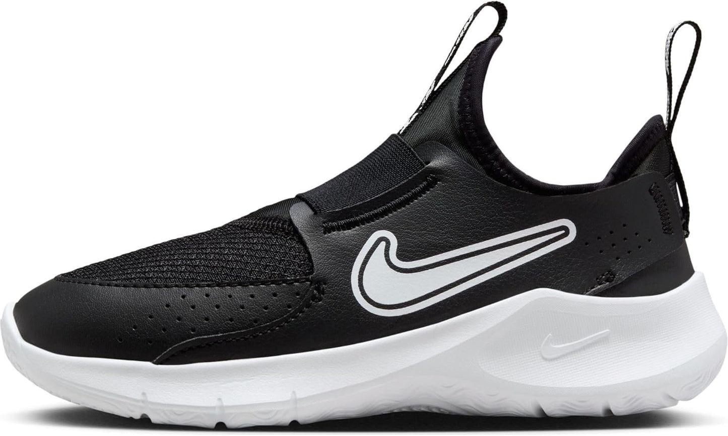 Nike Unisex-Child Training Shoe for Effortless Fun and Playtime