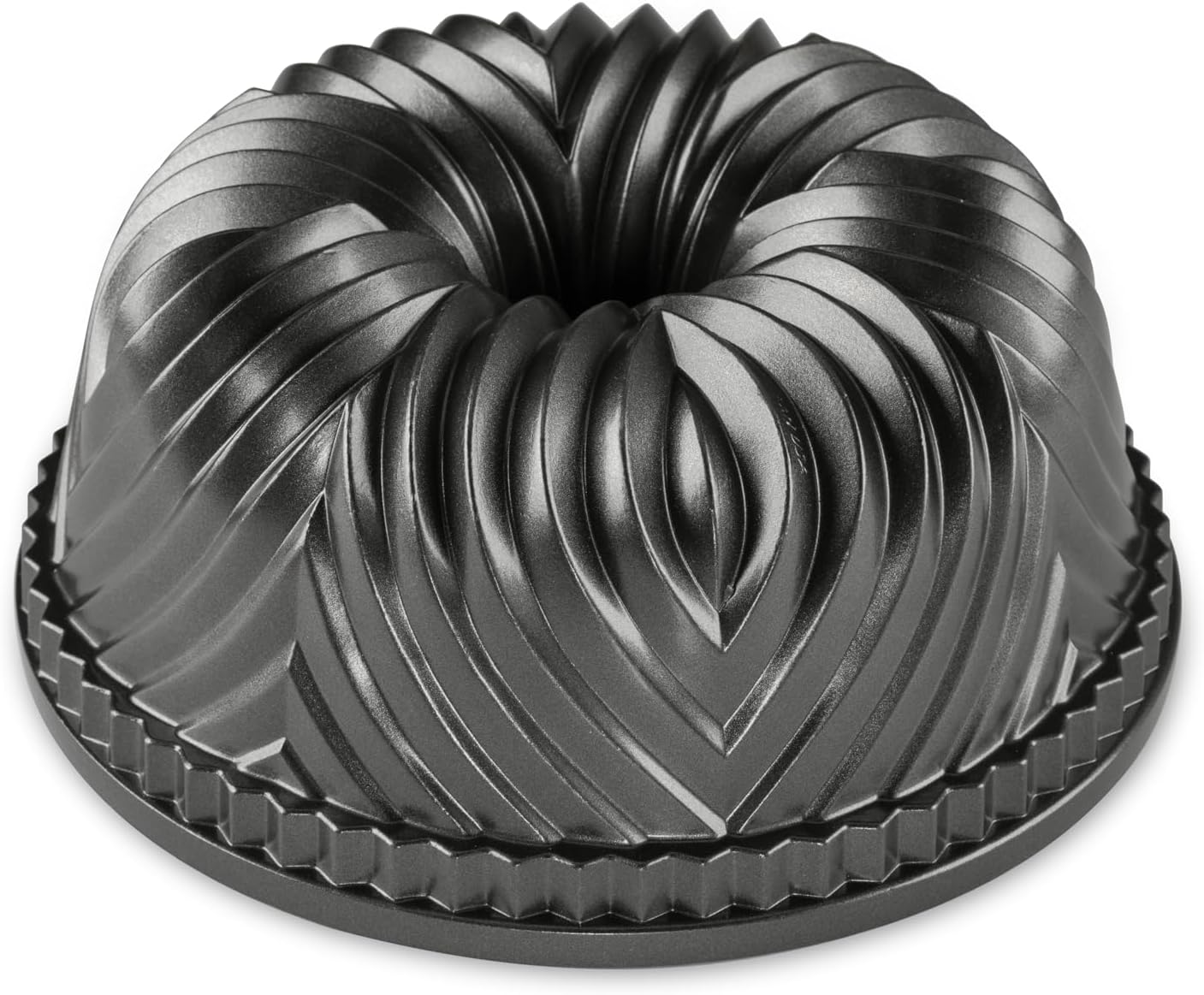 Nordic Ware Bavaria Bundt Pan for Exquisite Cakes and Desserts