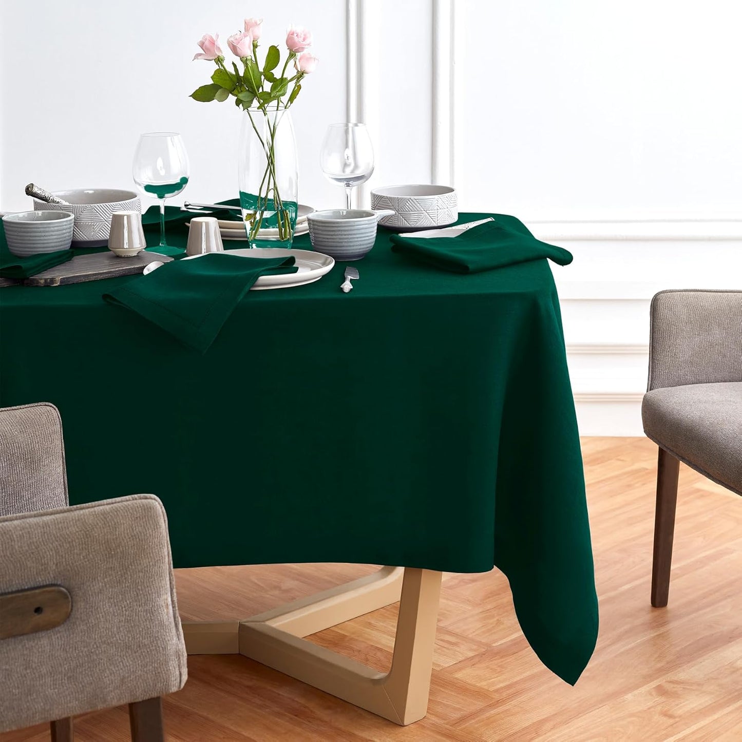 Solino Home Green Linen Tablecloth 70 x 108 Inch for Events