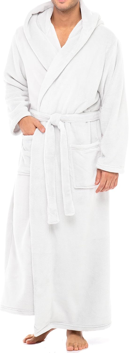 Plush Fleece Hooded Mens Bathrobe for Ultimate Comfort