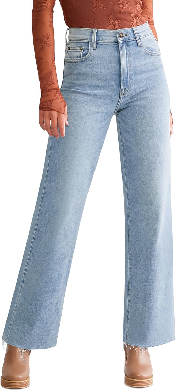 Trendy High Waisted Straight Leg Jeans for Women with Frayed Hem