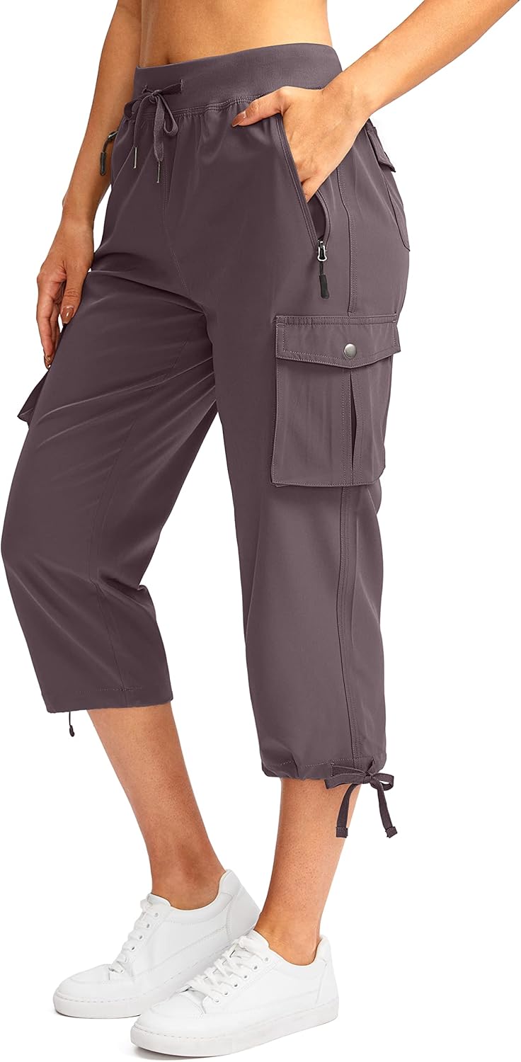 Soothfeel Women's Cargo Capris Pants for Hiking and Travel