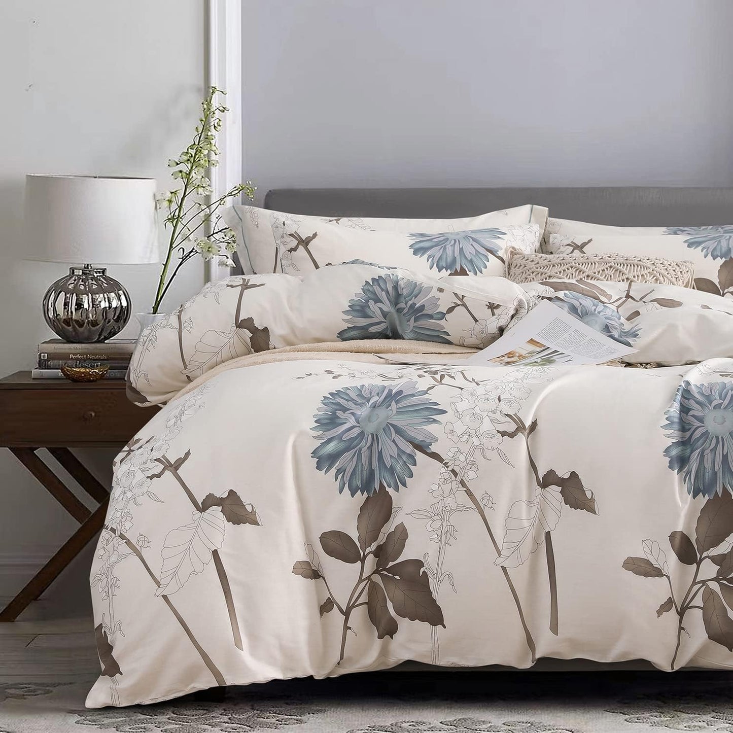 SLEEPBELLA Comforter Queen Size with Elegant Botanical Design