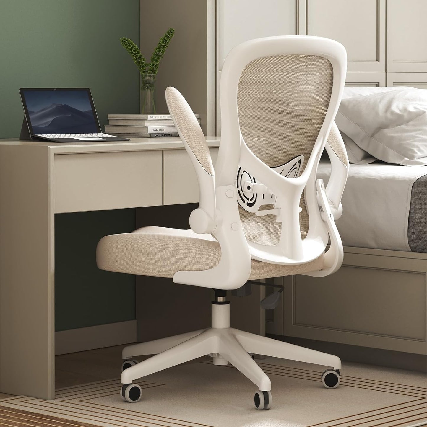 Hbada Ergonomic Office Chair with Silent Wheels
