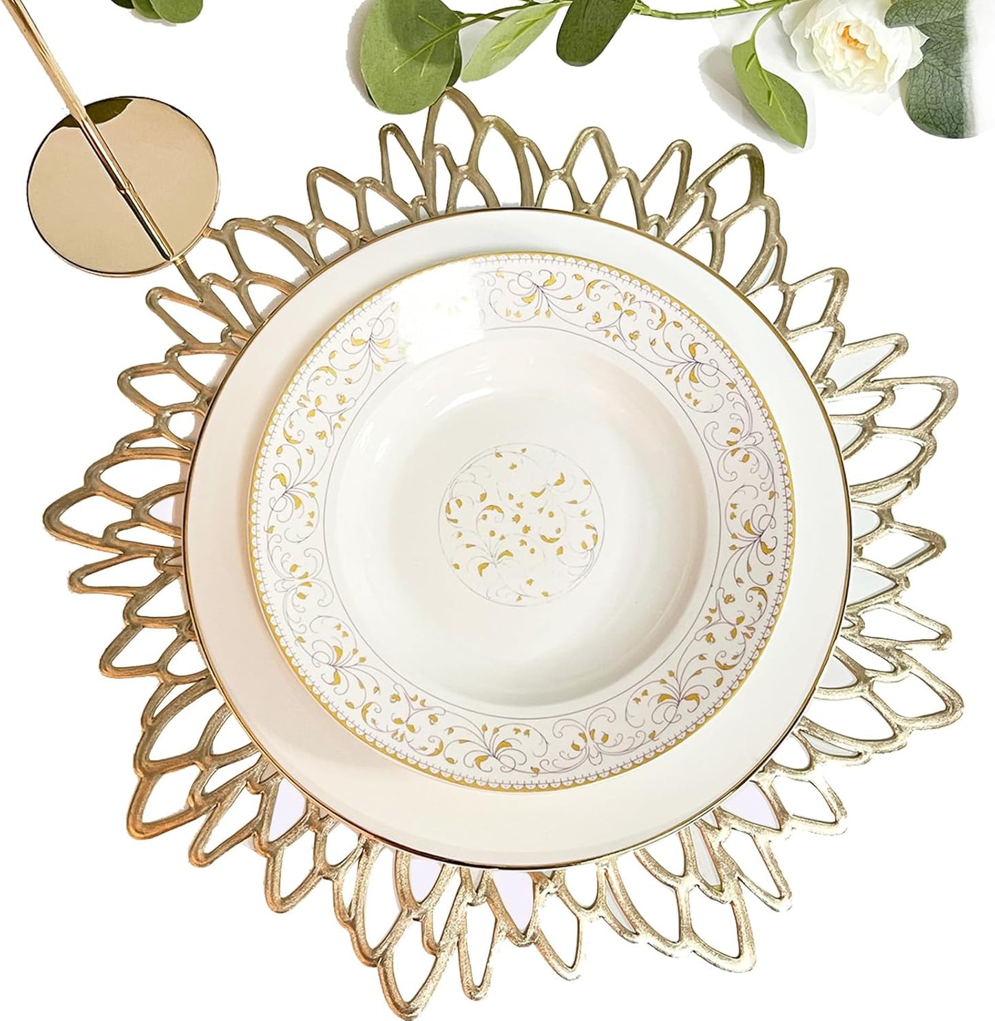 Herda Gold Vinyl Leaf Placemats Set - Elegant Table Decor