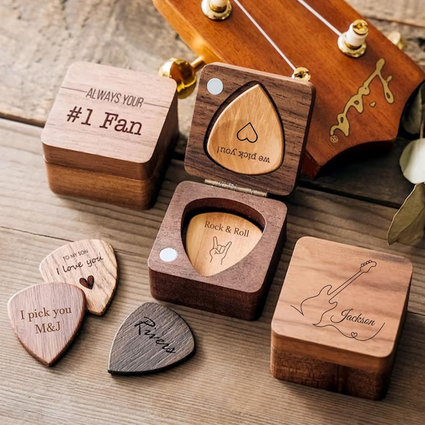 Custom Guitar Picks Set - Personalized Holder & Picks - Ideal Gift!
