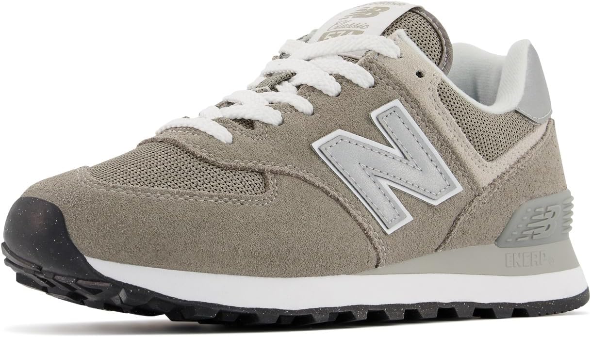 New Balance Women's 574v2 Trainers for Comfort and Style