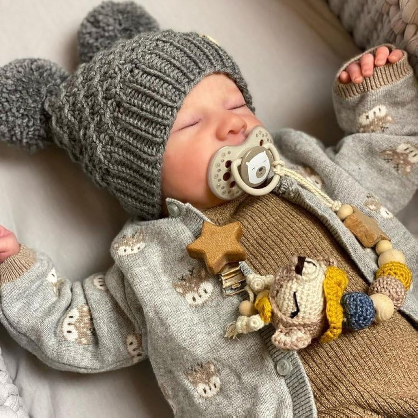 Realistic Reborn Baby Dolls Boy - 18 Inch Lifelike Doll Gift