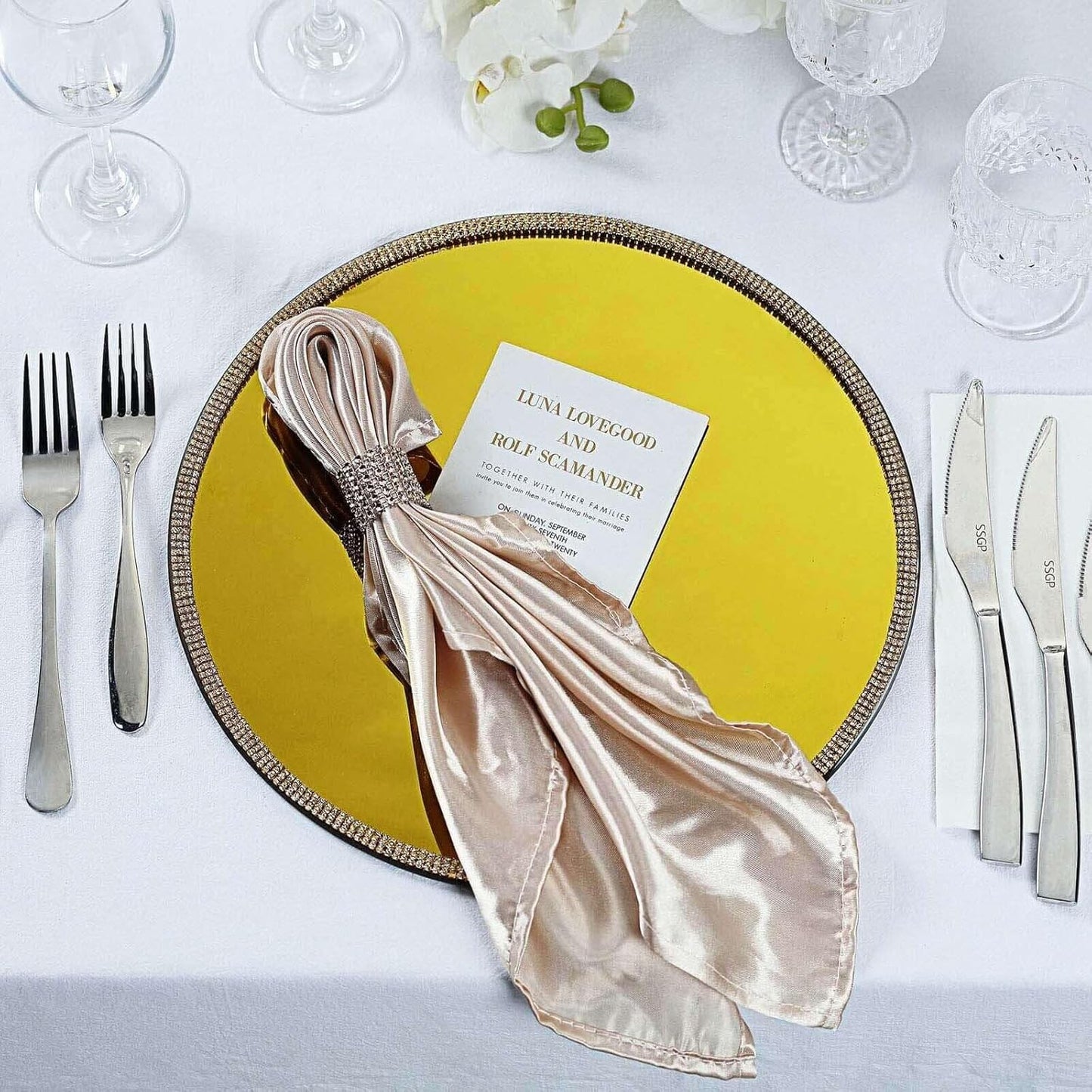 Gold Mirror Charger Plates for Glam Events!