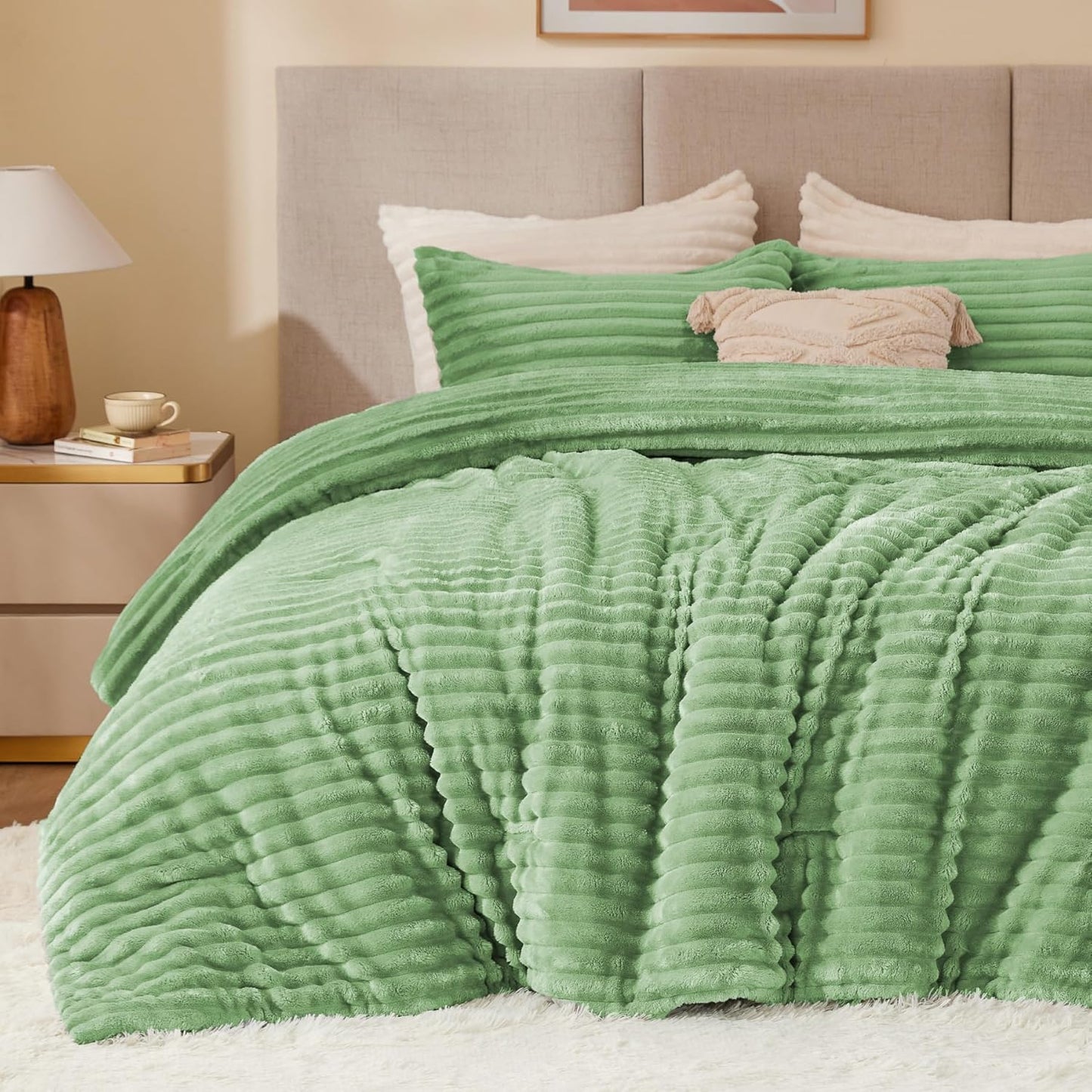 BEDELITE Fleece King Comforter Set - Super Soft & Warm Bedding