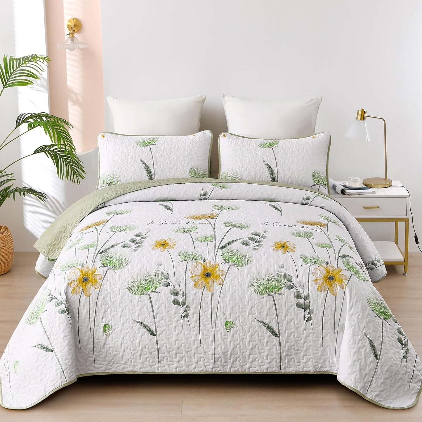 Floral Quilt Set Queen Size for All Seasons in Green Yellow