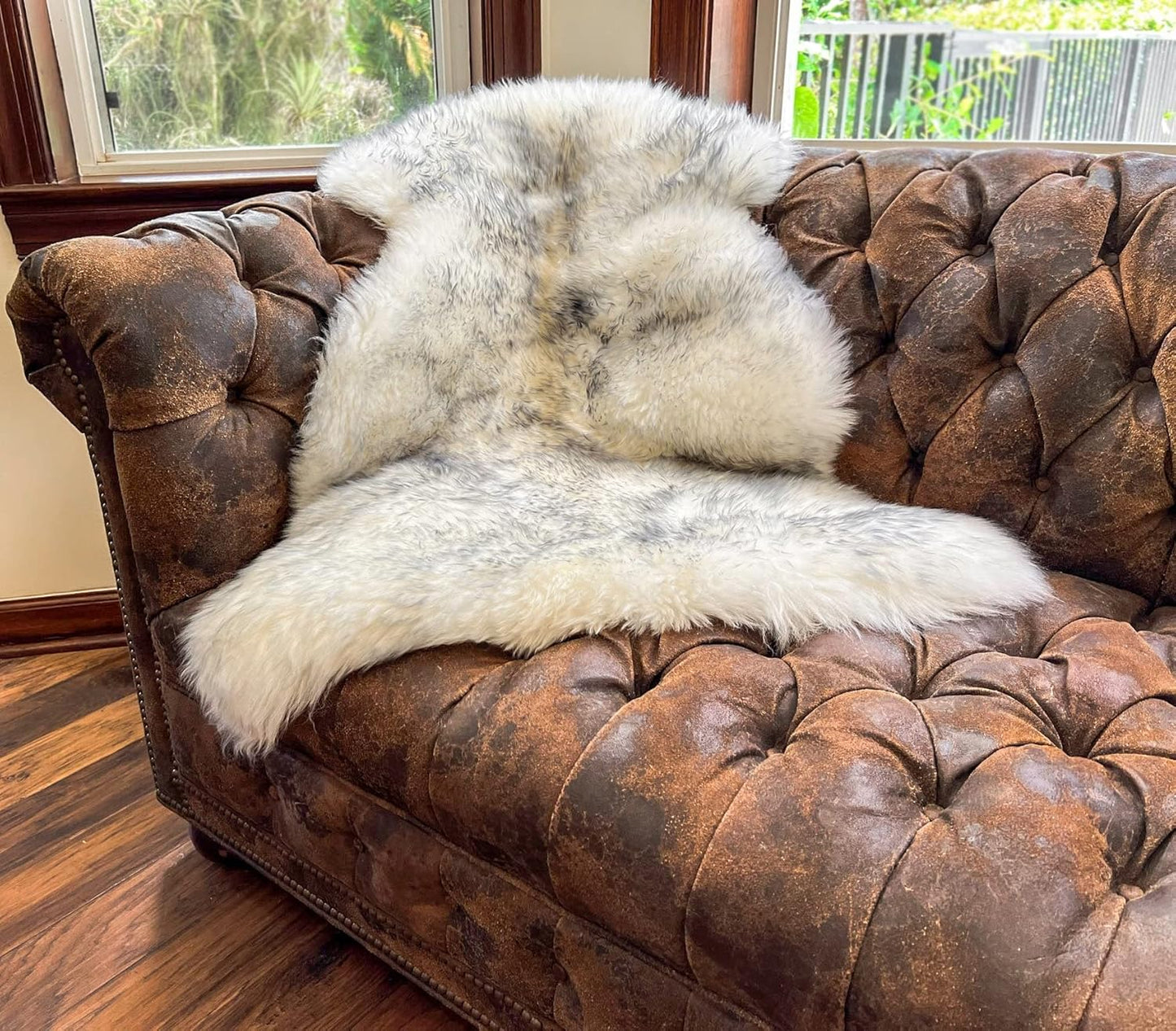 HUAHOO Premium Genuine Sheepskin Rug for Luxury Home Decor