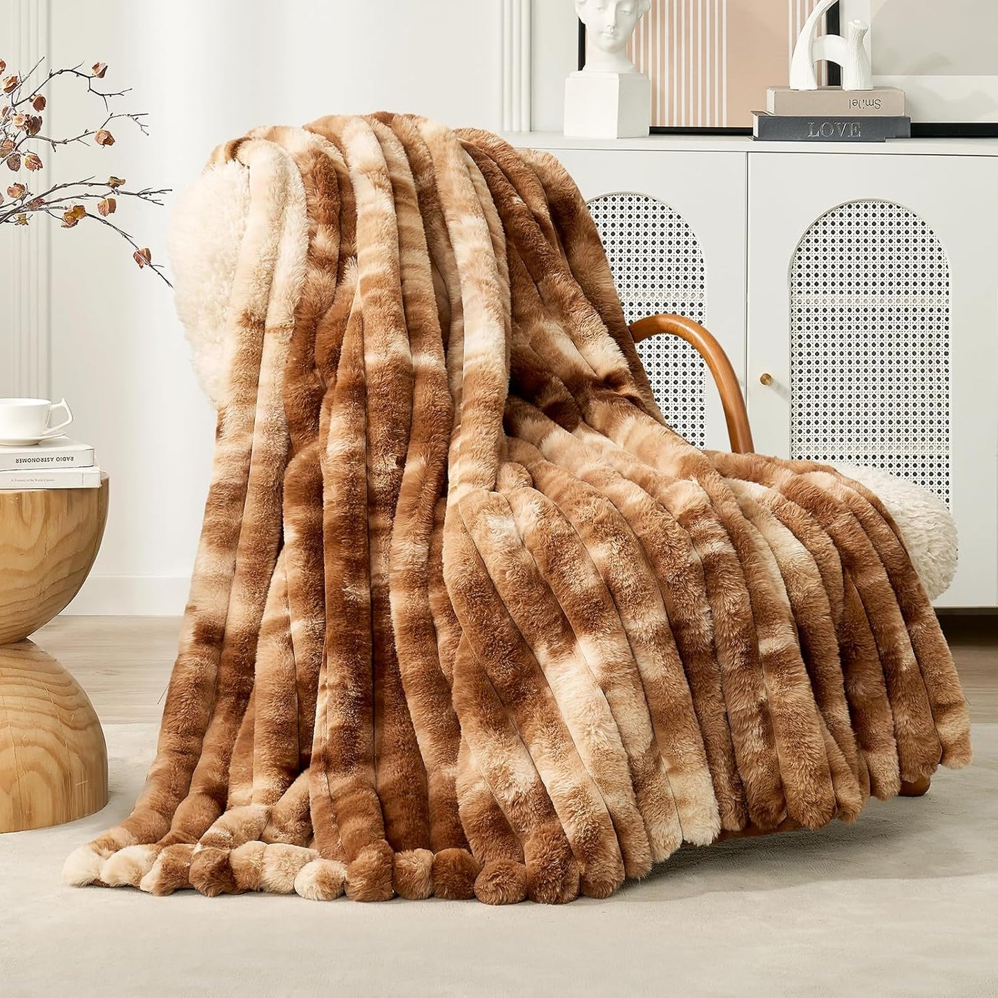 Cozy Bliss Faux Fur Throw Blanket for Couch and Living Room