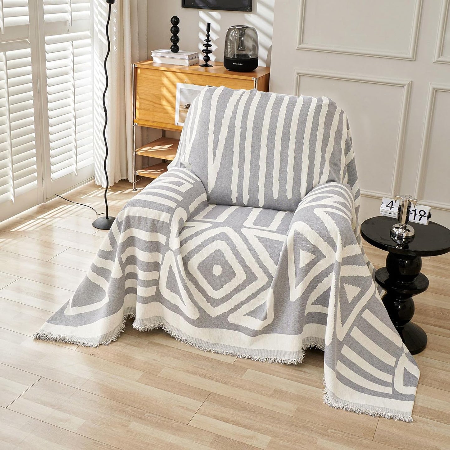 VClife Armchair Couch Cover - Boho Tribal Gray & White Design